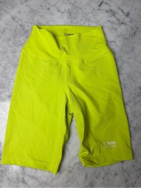 7 days active Women’s Neon Yellow Bike Shorts